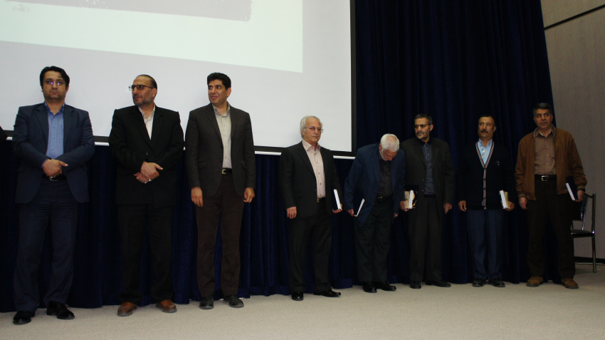 جشن تبادل کتاب با حضور مدیر کل کتابخانه ها و ریاست محترم دانشگاه علمی کاربردی استان زنجان بر گزار شد.