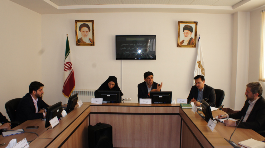 نهمین جلسه شورای تعامل و تبادل نظر دانشگاه جامع علمی کاربردی استان با حضور رئیس دانشگاه جامع علمی کاربردی استان زنجان و روسای مراکزدر سالن کنفرانس دانشگاه برگزار شد.