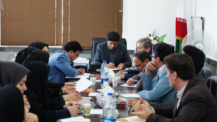 دهمین جلسه شورای تعامل وهم اندیشی رؤسای مراکز به میزبانی مرکز آموزشی دانشگاه علمی کاربردی شهرداری صائین قلعه با موضوع جلسه (ساماندهی مدرسان )برگزار شد.