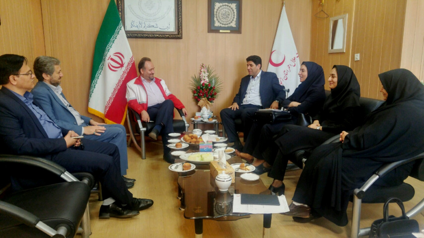 دانشگاه جامع علمی کاربردی واحد استان و مدیرعامل جمعیت هلال احمر استان زنجان دیدار و گفتگو کردند