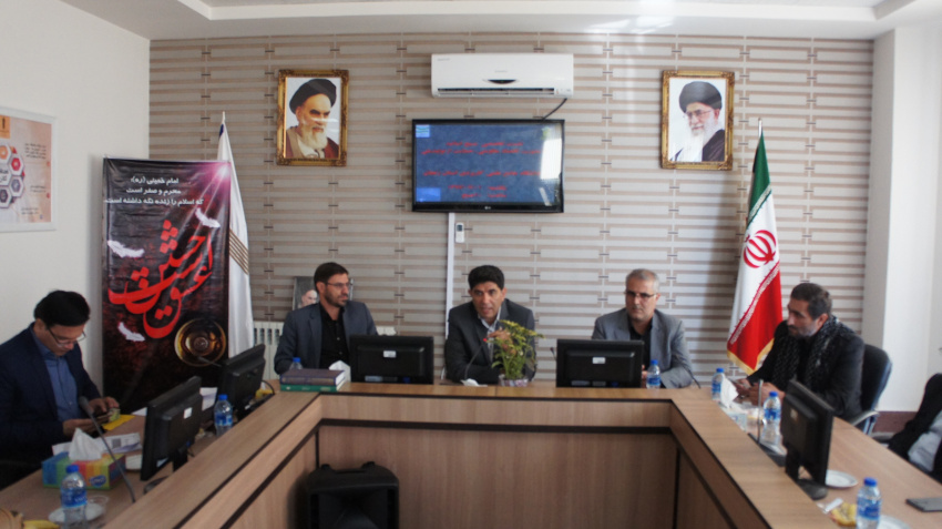 نشست تخصصی بسیج اساتید دانشگاه علمی کاربردی استان زنجان با محوریت اقتصاد مقاومتی، حمایت از تولید ملی برگزار شد.