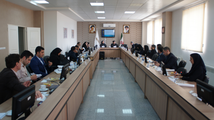 پازدهمین جلسه شورای هم اندیشی و تعامل روسای مراکزدر دانشگاه جامع علمی کاربردی استان زنجان برگزار شد .