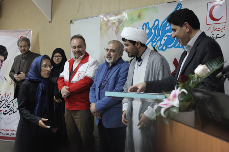 مراسم بزرگداشت روز دانشجو با حضور دکتر طغرانگار ریاست دانشگاه علمی کاربردی استان زنجان و مدیر کل جمعیت هلال احمر استان زنجان ،نماینده ولی فقیه در جمعیت و جمعی از اساتید و دانشجویان درمرکز آموزش علمی کاربردی هلال احمر زنجان برگزار شد