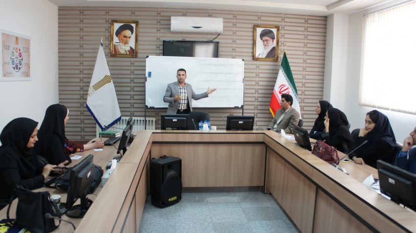 کارگاه تخصصی جوانان،بهداشت و سلامت روان ،فروردین ماه ۹۸در سالن کنفرانس دانشگاه جامع علمی کاربردی استان زنجان برگزار گردید.