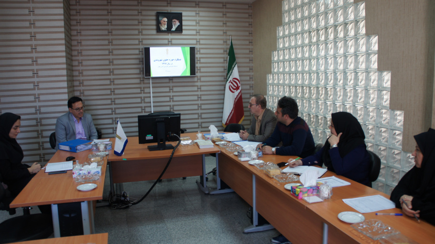 ارزیابی عملکرد دانشگاه جامع علمی کاربردی استان زنجان در حوزه حقوق شهروندی و عفاف و حجاب