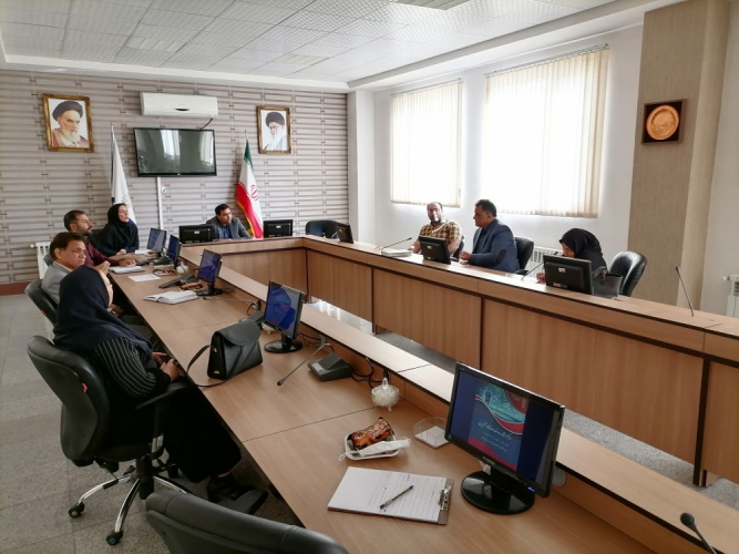 نشست مشترک سرپرست دانشگاه جامع علمی کاربردی استان زنجان با مسئولین مراکز مشاوره و خدمات کار آفرینی استان