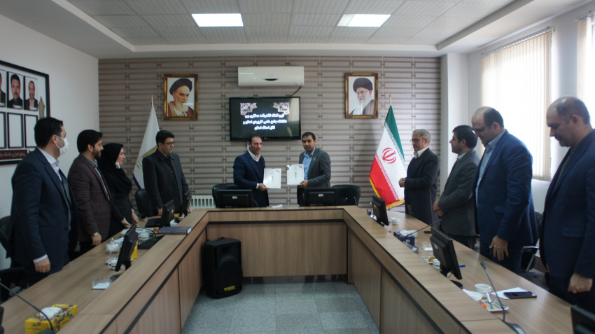 انعقاد تفاهم نامه همکاری دانشگاه جامع علمی کاربردی استان زنجان با اتاق اصناف استان