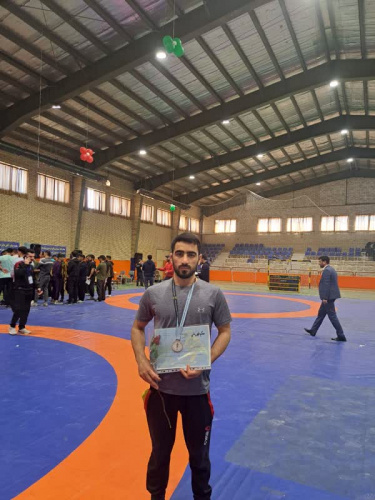 کسب رتبه برتر مسابقات کشتی دانشجویان دانشگاه جامع علمی کاربردی استان زنجان