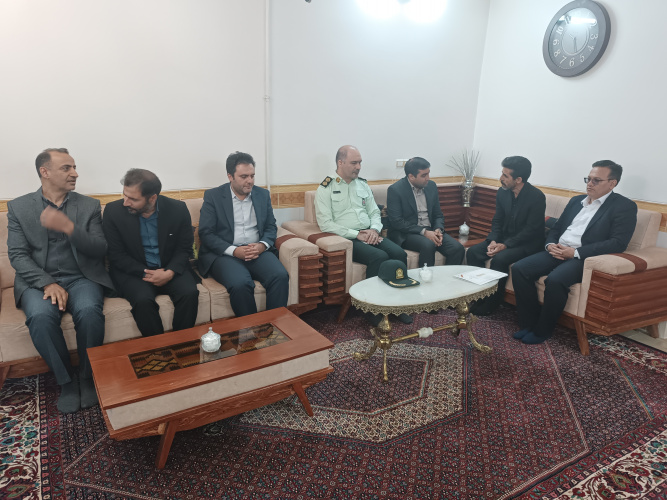 دیدار با خانواده شهید والا مقام سرگرد مهدی هادی به مناسبت سالگرد آزاد سازی فتح خرمشهر