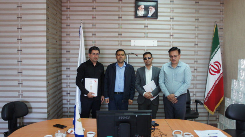 تجلیل از برگزیدگان استانی زنجان در اختتامیه هیجدهمین جشنواره قرآن و عترت دانشگاه جامع علمی کاربردی