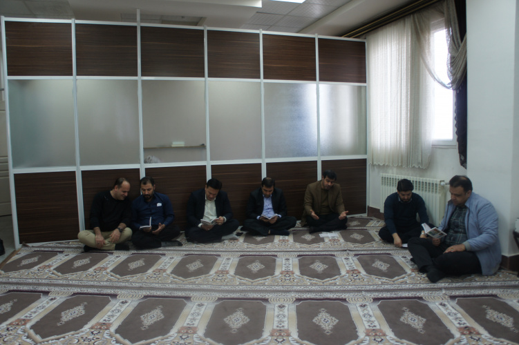گزارش تصویری از برگزاری مراسم پر فیض قرائت زیارت عاشورا