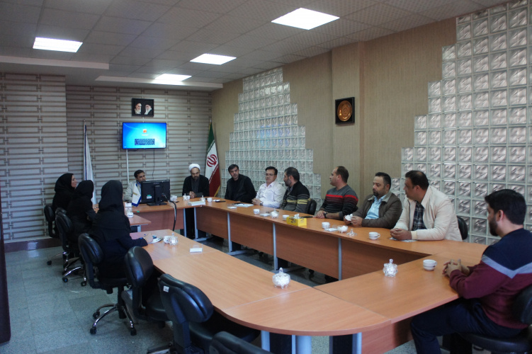 تجلیل از مقام آوران مسابقات ورزشی کارکنان دانشگاه جامع علمی کاربردی استان زنجان به مناسبت هفته تربیت بدنی در جلسه شورای اداری دانشگاه  برگزار شد