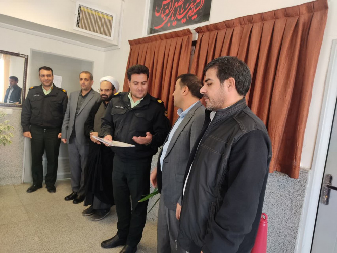 دیدار رئیس دانشگاه جامع علمی کاربردی استان با رئیس کلانتری ۱۶